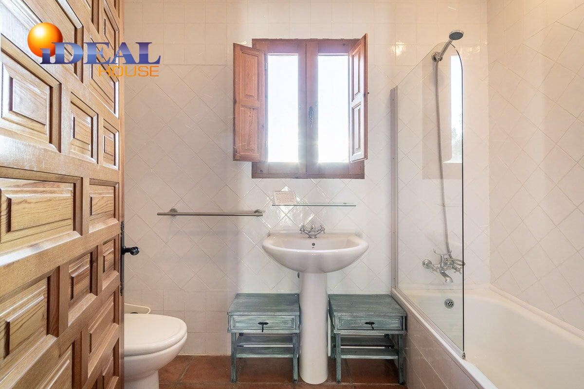 14 chambre Villa/Maison à vendre à Alcaudete avec piscine garage - 1 190 000 € (Ref: 9571104)