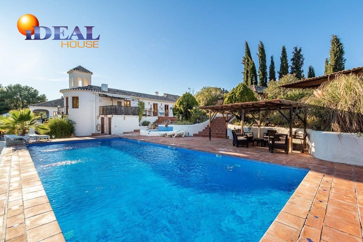 14 chambre Villa/Maison à vendre à Alcaudete avec piscine garage - 1 190 000 € (Ref: 9571104)