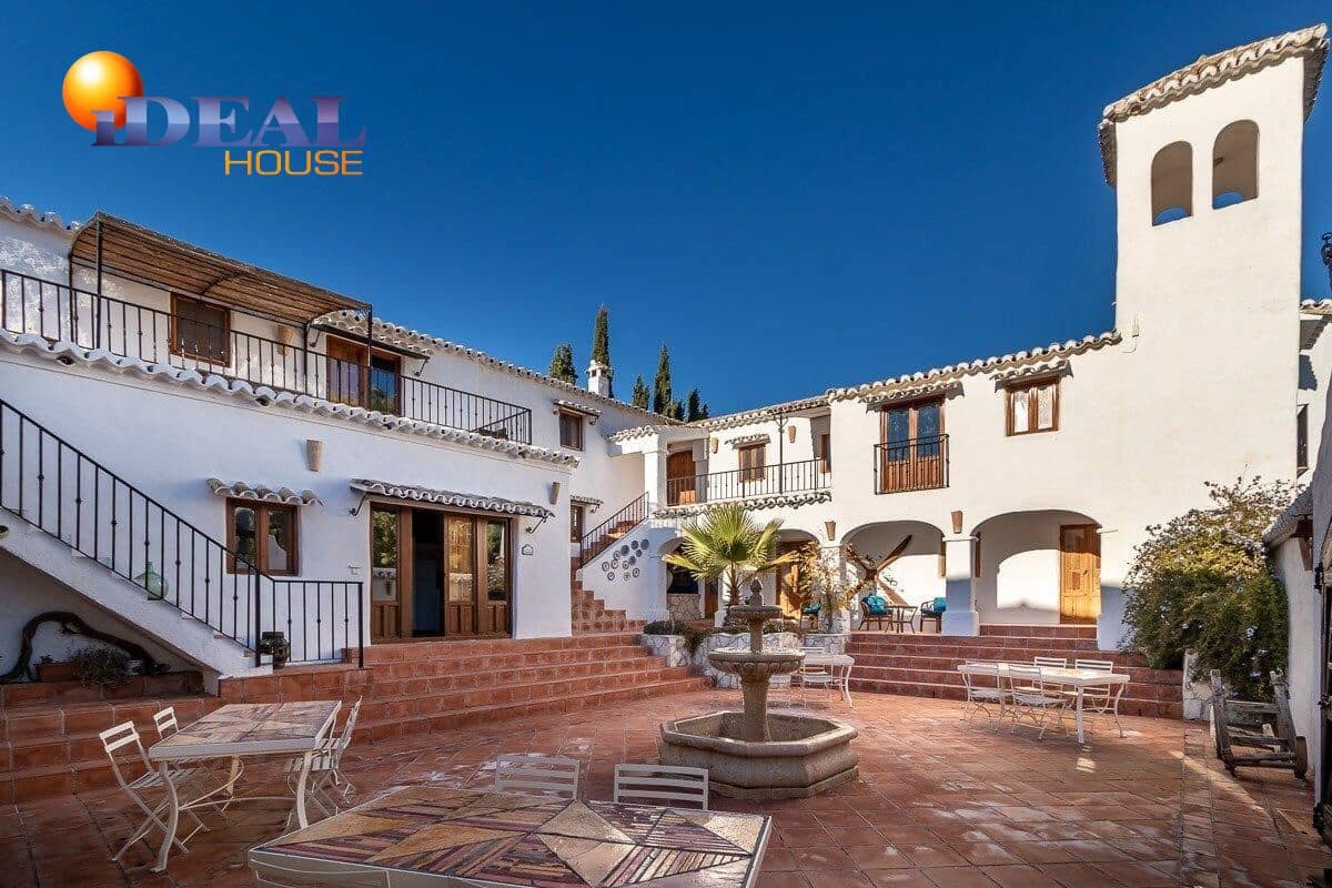 14 chambre Villa/Maison à vendre à Alcaudete avec piscine garage - 1 190 000 € (Ref: 9571104)