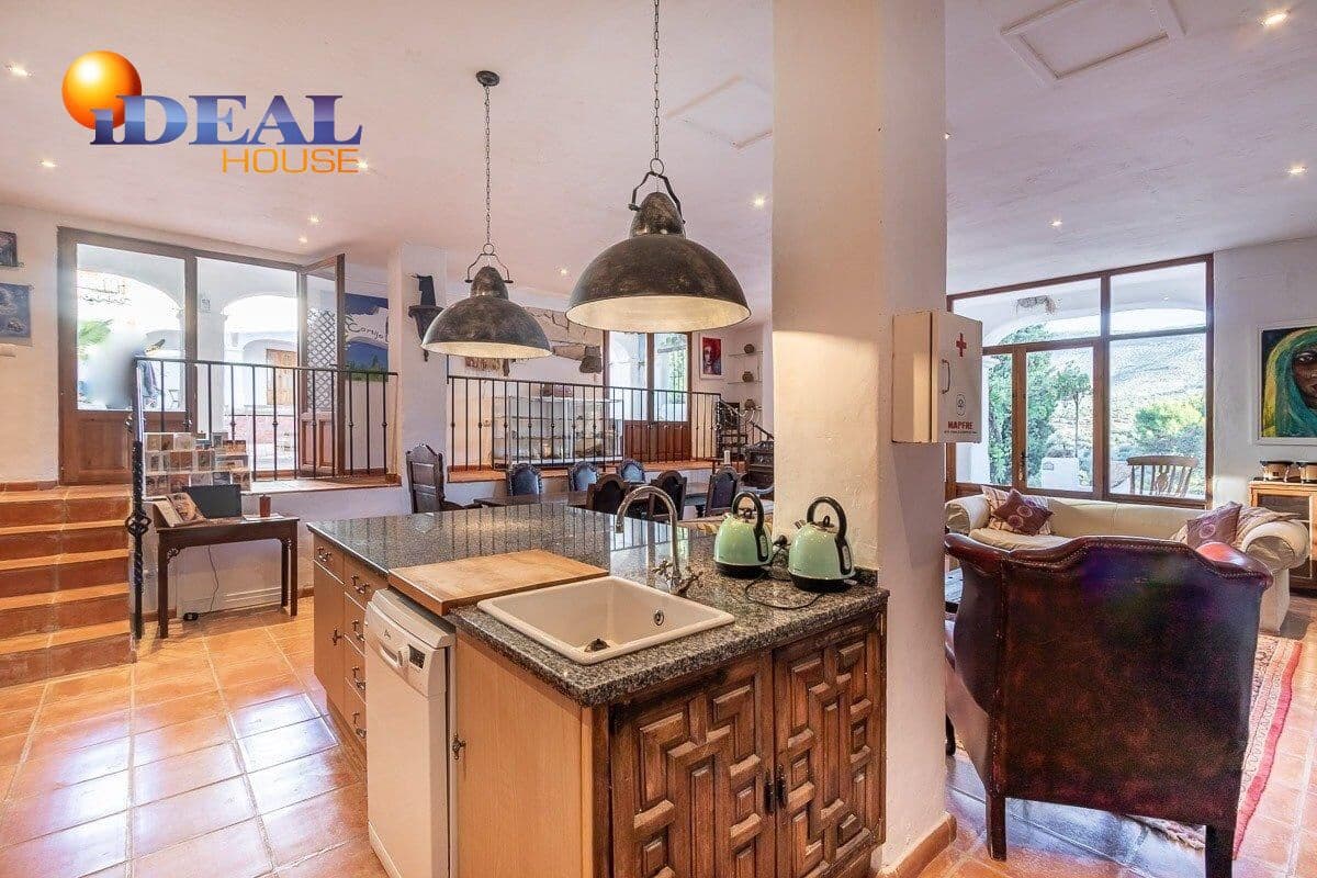 14 chambre Villa/Maison à vendre à Alcaudete avec piscine garage - 1 190 000 € (Ref: 9571104)