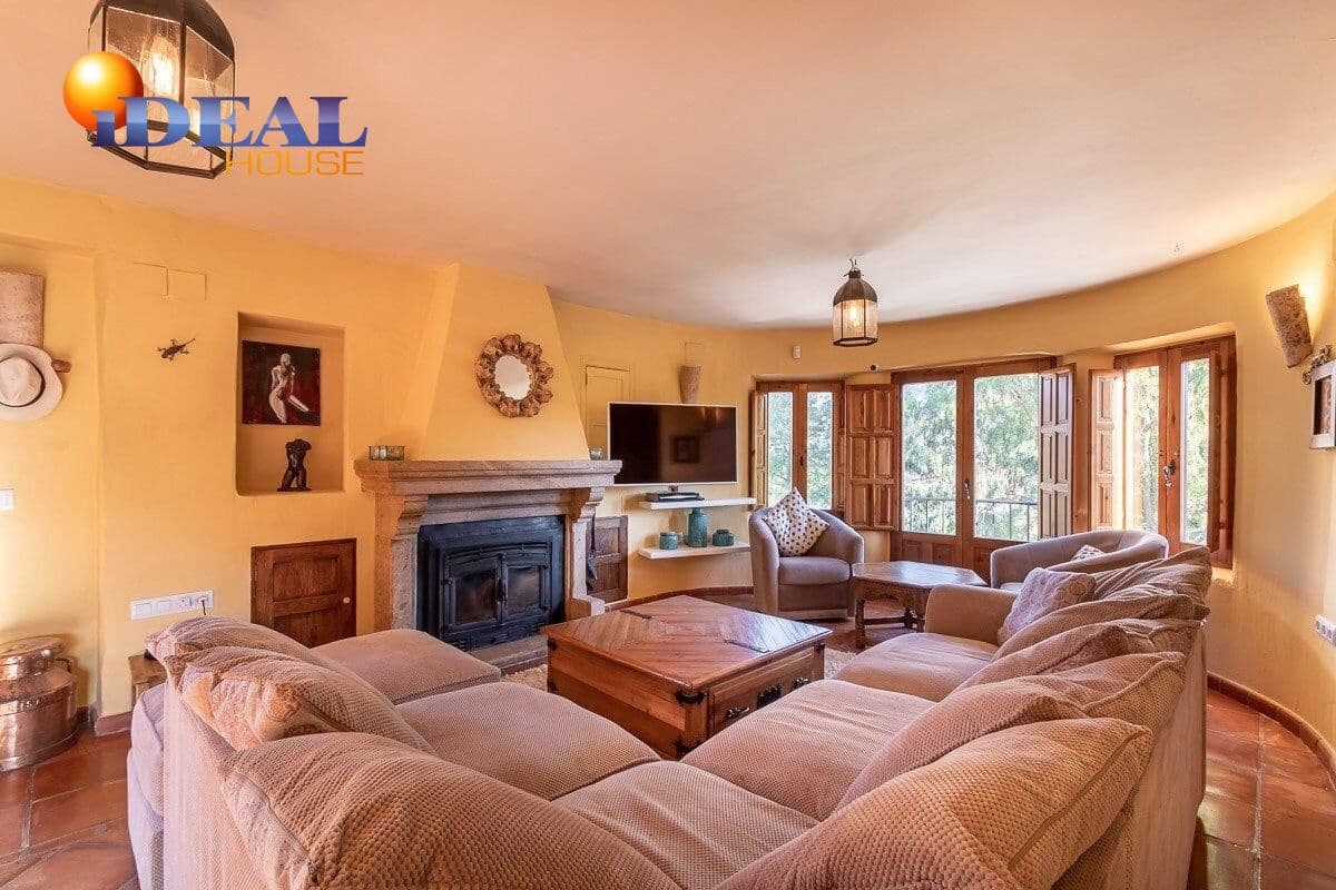 14 chambre Villa/Maison à vendre à Alcaudete avec piscine garage - 1 190 000 € (Ref: 9571104)