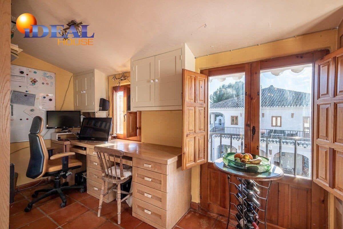 14 chambre Villa/Maison à vendre à Alcaudete avec piscine garage - 1 190 000 € (Ref: 9571104)