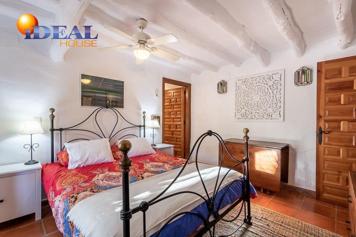 14 chambre Villa/Maison à vendre à Alcaudete avec piscine garage - 1 190 000 € (Ref: 9571104)