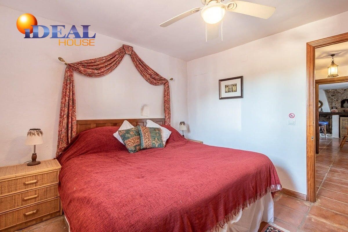 14 chambre Villa/Maison à vendre à Alcaudete avec piscine garage - 1 190 000 € (Ref: 9571104)