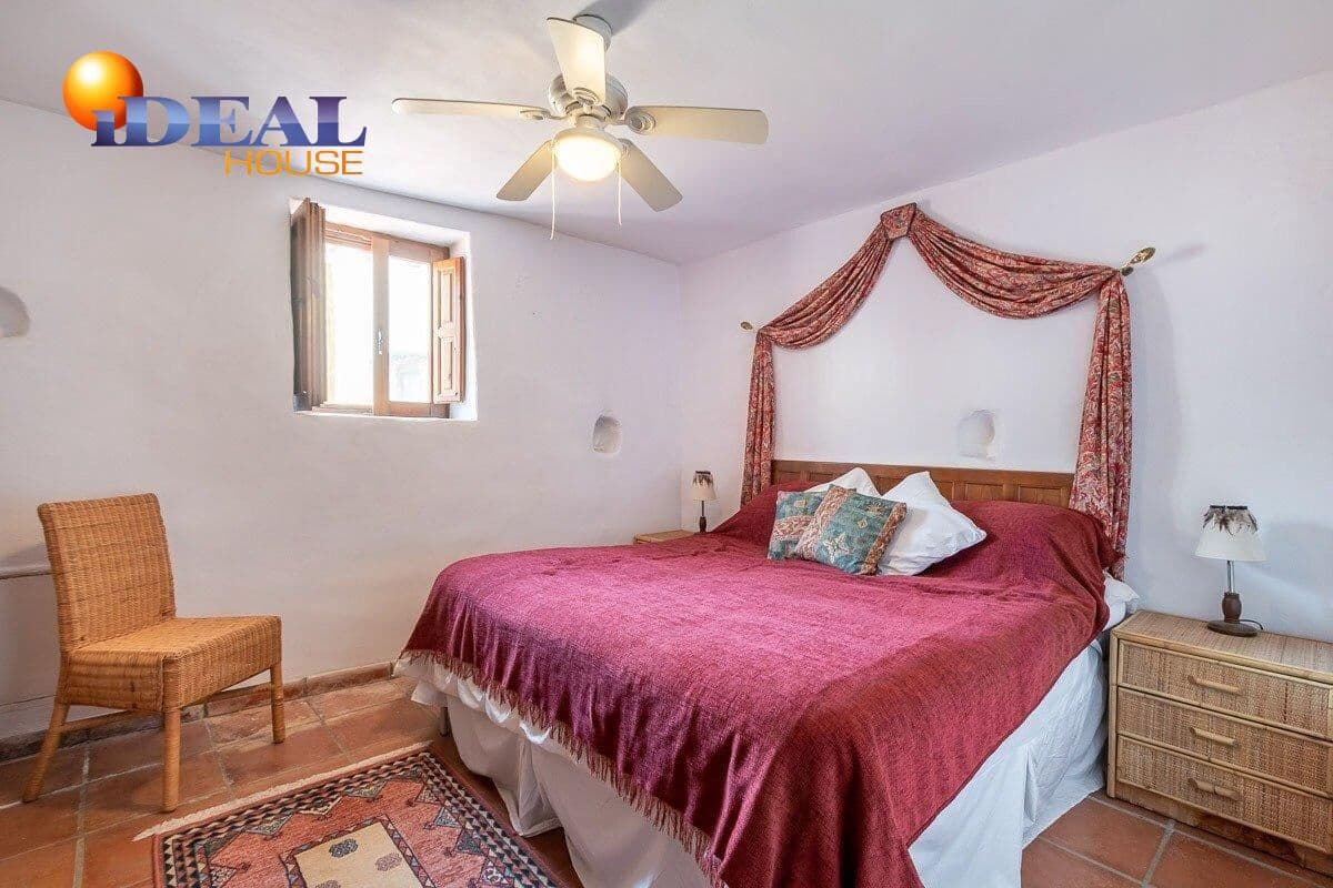 14 chambre Villa/Maison à vendre à Alcaudete avec piscine garage - 1 190 000 € (Ref: 9571104)