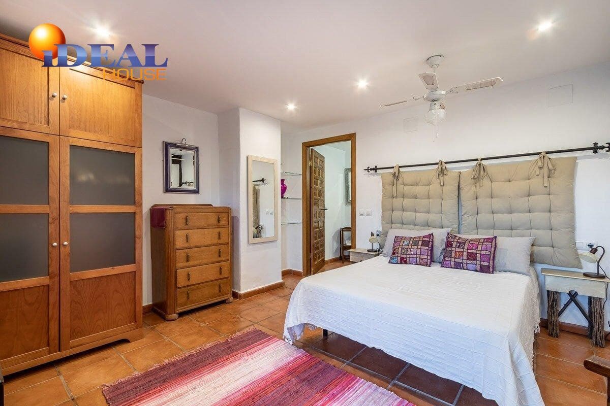 14 chambre Villa/Maison à vendre à Alcaudete avec piscine garage - 1 190 000 € (Ref: 9571104)