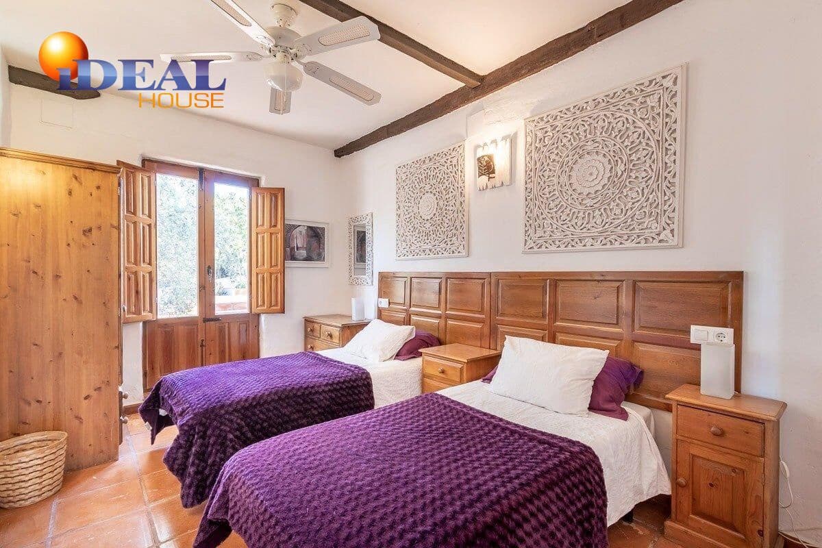 14 chambre Villa/Maison à vendre à Alcaudete avec piscine garage - 1 190 000 € (Ref: 9571104)