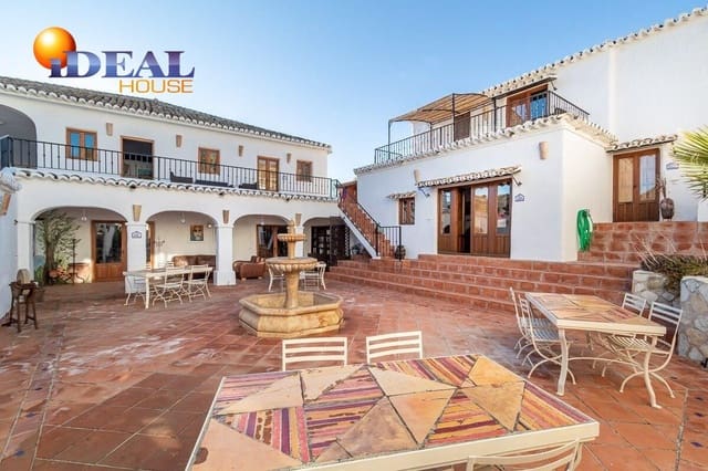 14 sypialnia Willa na sprzedaż w Alcaudete z basenem garażem - 1 190 000 € (Ref: 9571104)