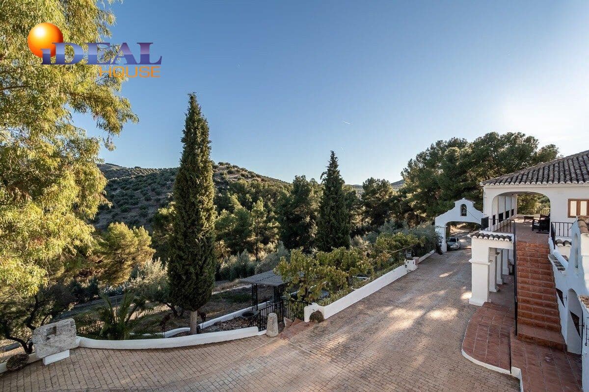 14 chambre Villa/Maison à vendre à Alcaudete avec piscine garage - 1 190 000 € (Ref: 9571104)