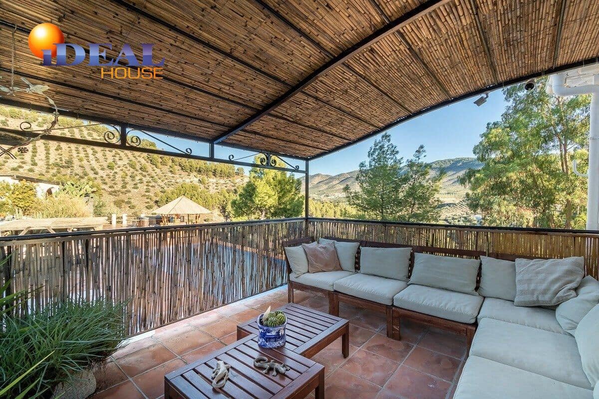 14 chambre Villa/Maison à vendre à Alcaudete avec piscine garage - 1 190 000 € (Ref: 9571104)