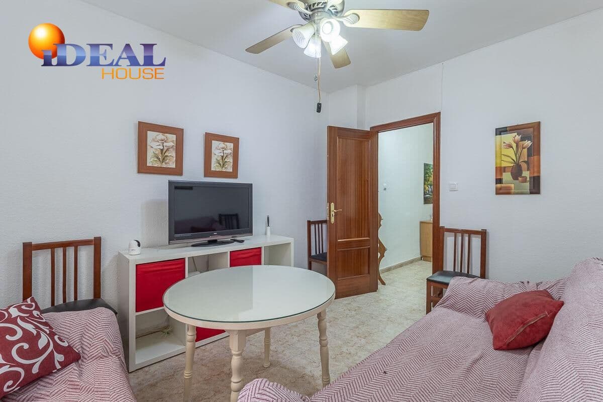 3 soveværelse Lejlighed til salg i Granada by - € 230.000 (Ref: 9571105)