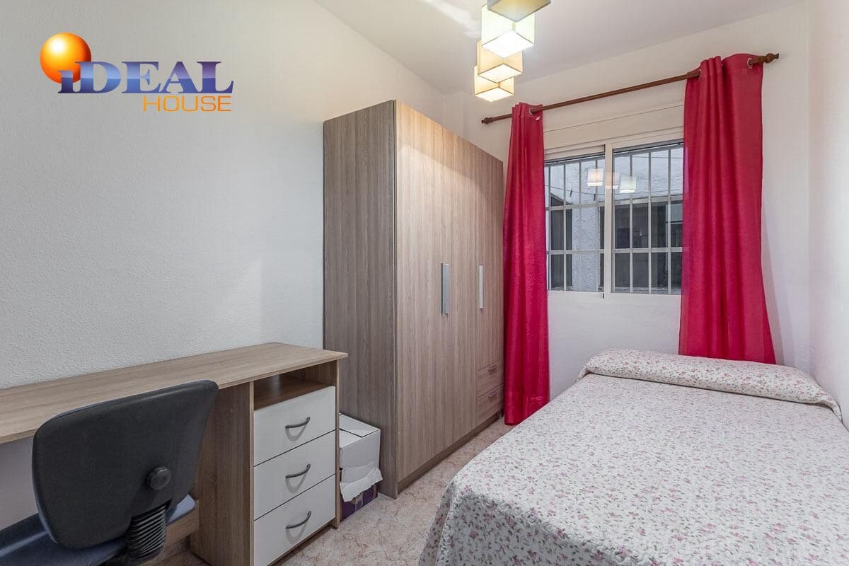 3 soveværelse Lejlighed til salg i Granada by - € 230.000 (Ref: 9571105)