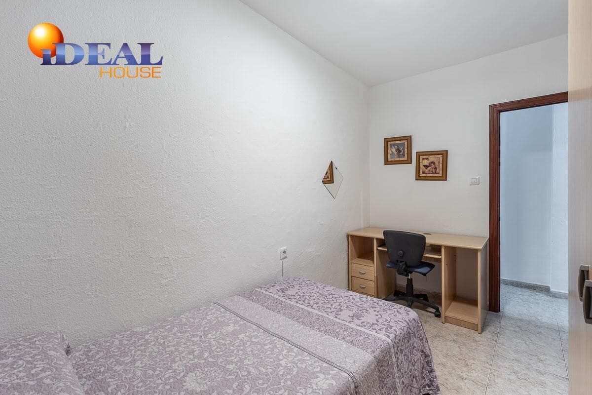 3 soveværelse Lejlighed til salg i Granada by - € 230.000 (Ref: 9571105)