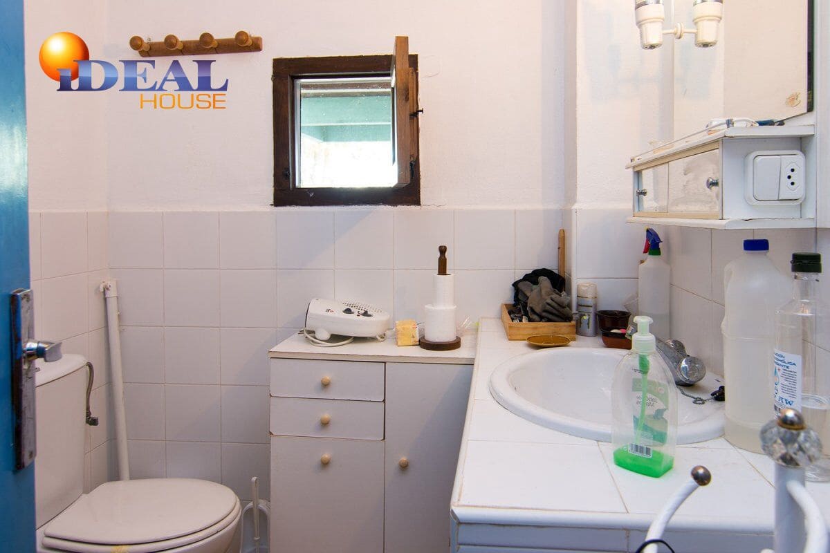 5 sovrum Villa till salu i Huetor Tajar med pool - 450 000 € (Ref: 9571106)