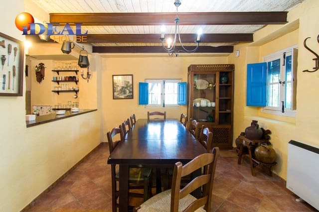 5 slaapkamer Villa te koop in Huétor Tájar met zwembad - € 450.000 (Ref: 9571106)