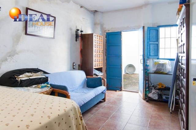 5 slaapkamer Villa te koop in Huétor Tájar met zwembad - € 450.000 (Ref: 9571106)