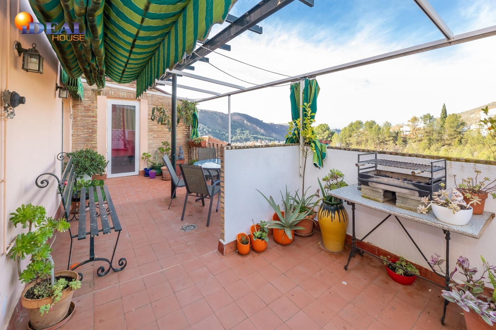 3 sovrum Radhus till salu i Cenes de la Vega med pool - 199 000 € (Ref: 9571107)