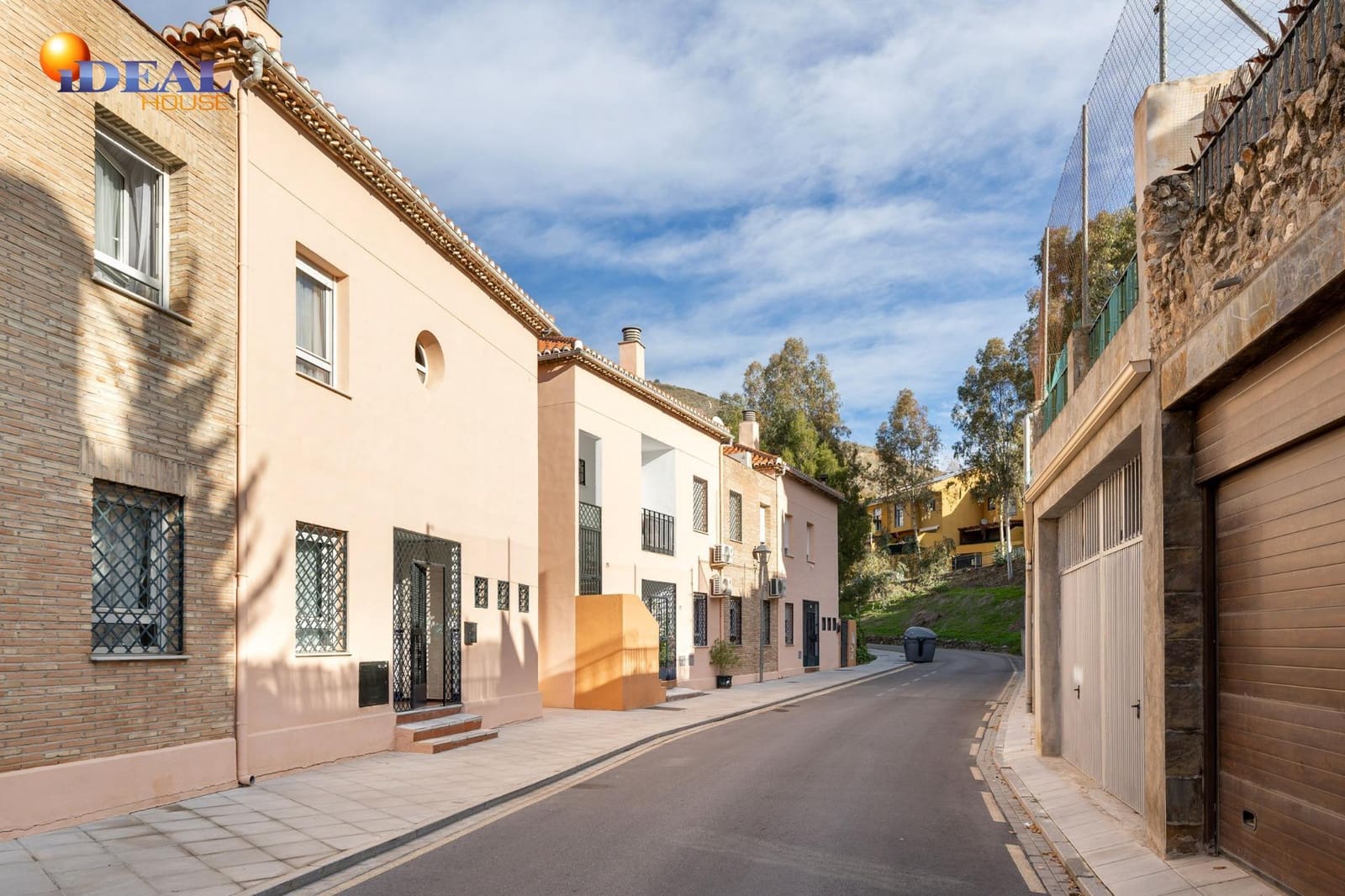 3 sovrum Radhus till salu i Cenes de la Vega med pool - 199 000 € (Ref: 9571107)