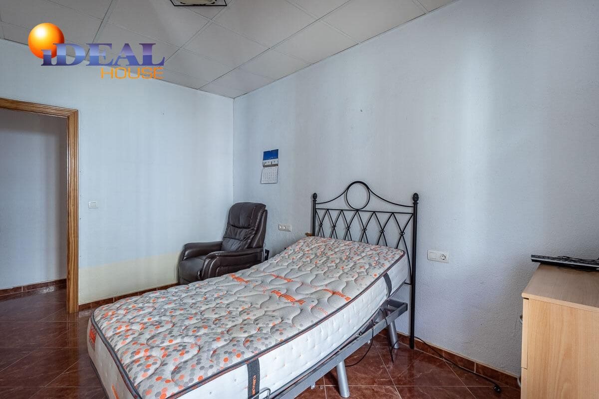 2 soveværelse Lejlighed til salg i Granada by - € 375.000 (Ref: 9571108)