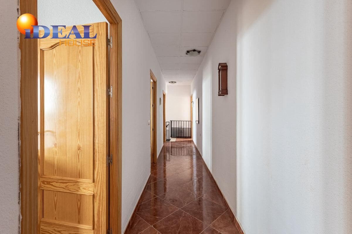 2 soveværelse Lejlighed til salg i Granada by - € 375.000 (Ref: 9571108)