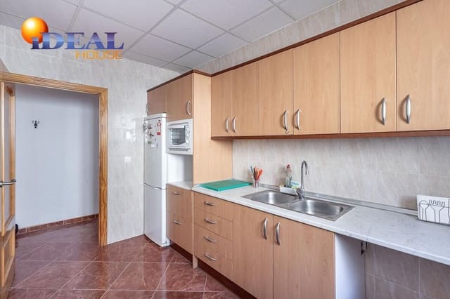 2 soveværelse Lejlighed til salg i Granada by - € 375.000 (Ref: 9571108)