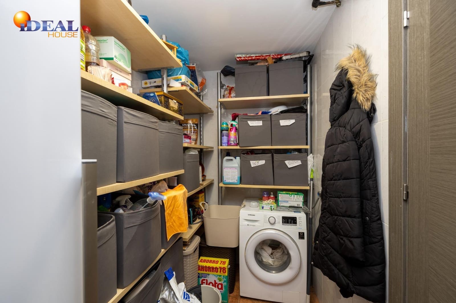 4 sovrum Villa till salu i La Zubia med pool - 375 000 € (Ref: 9571110)