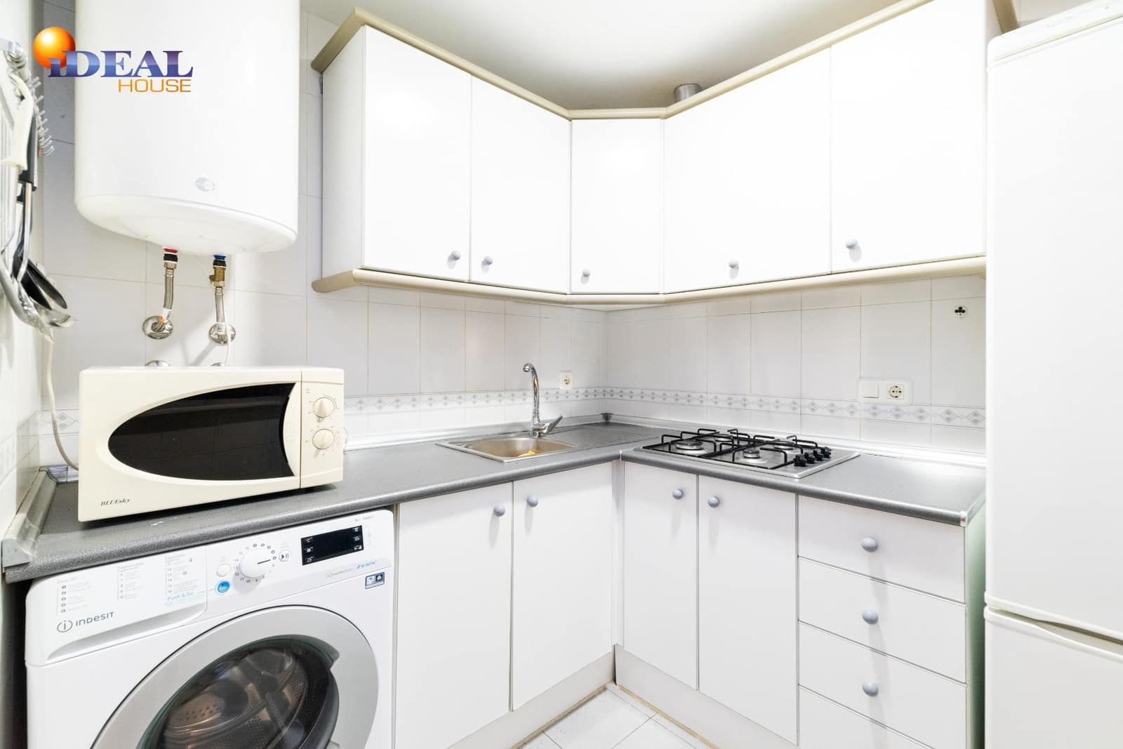 2 bedroom Flat for sale in Calahonda - € 175,000 (Ref: 9582893)