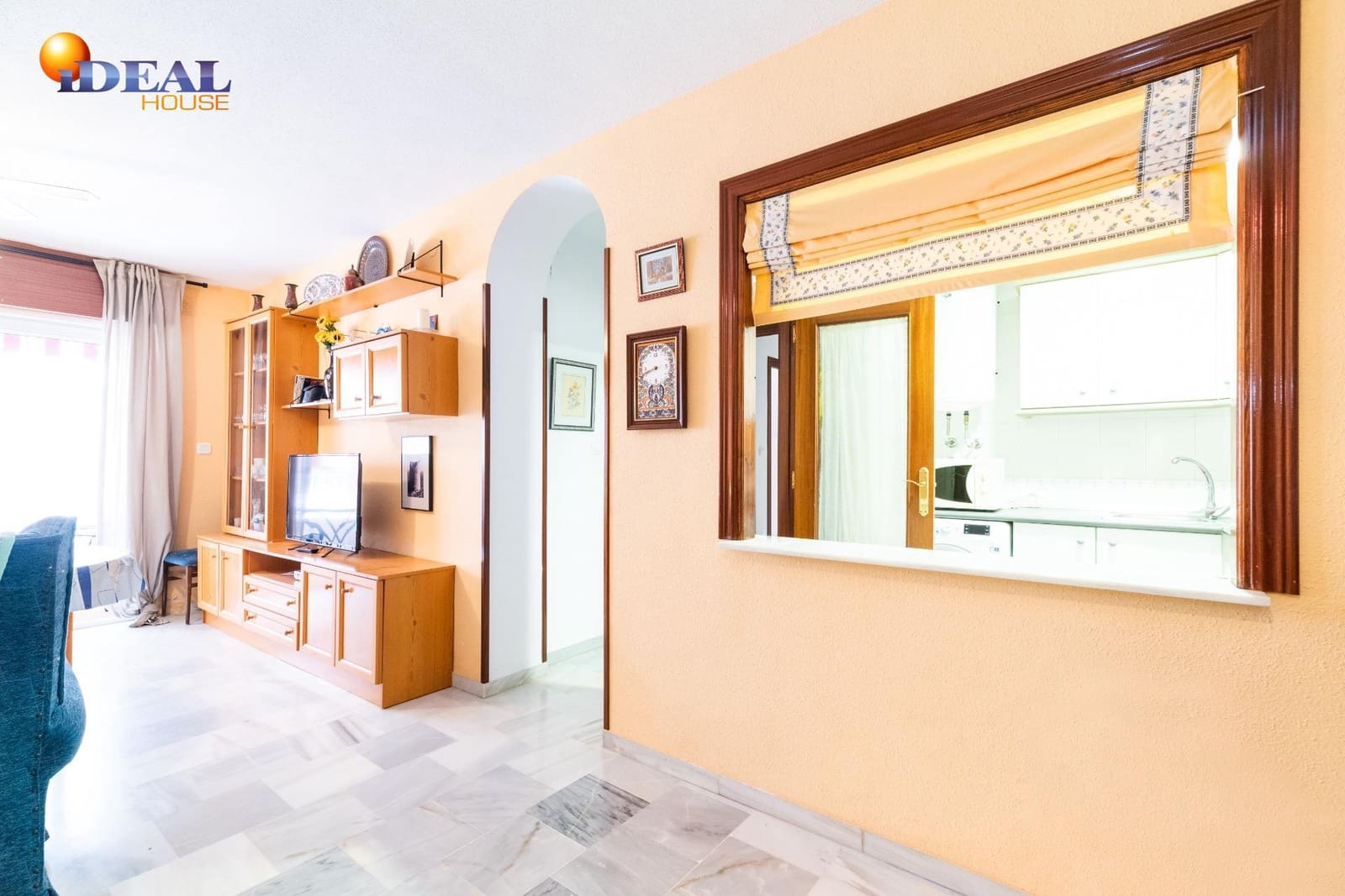 2 bedroom Flat for sale in Calahonda - € 175,000 (Ref: 9582893)