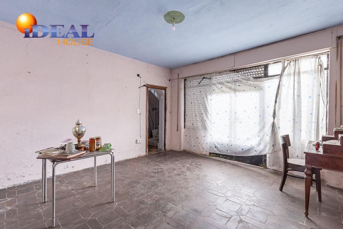 4 slaapkamer Rijtjeshuis te koop in Granada stad met garage - € 348.000 (Ref: 9586382)