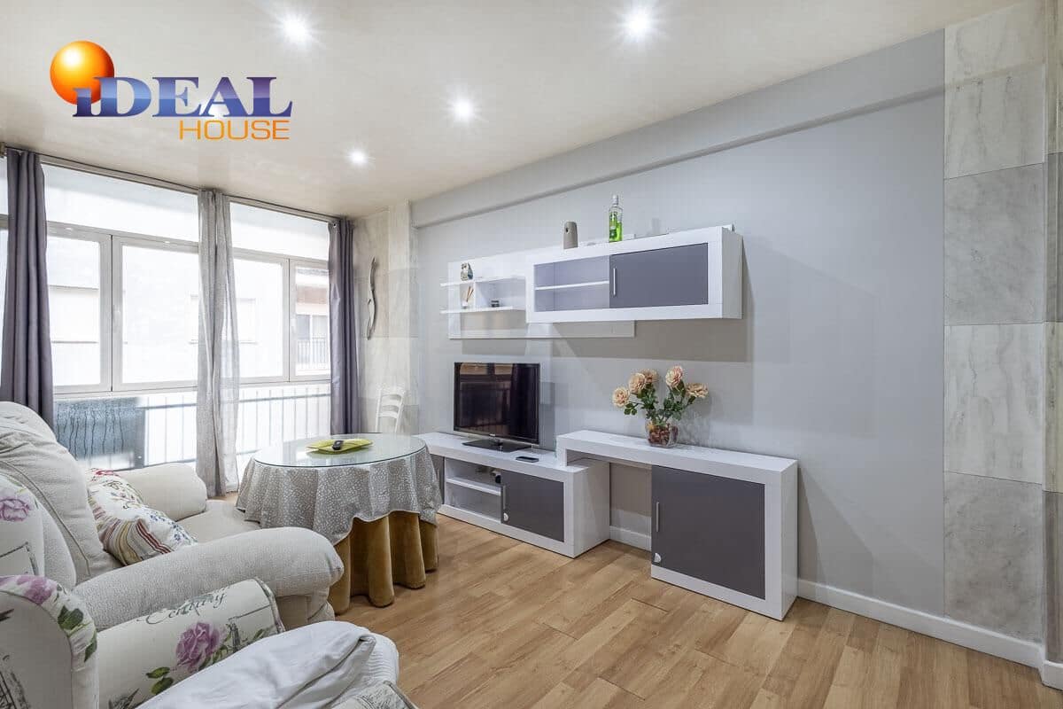 3 sovrum Lägenhet till salu i Granada stad - 235 000 € (Ref: 9586383)