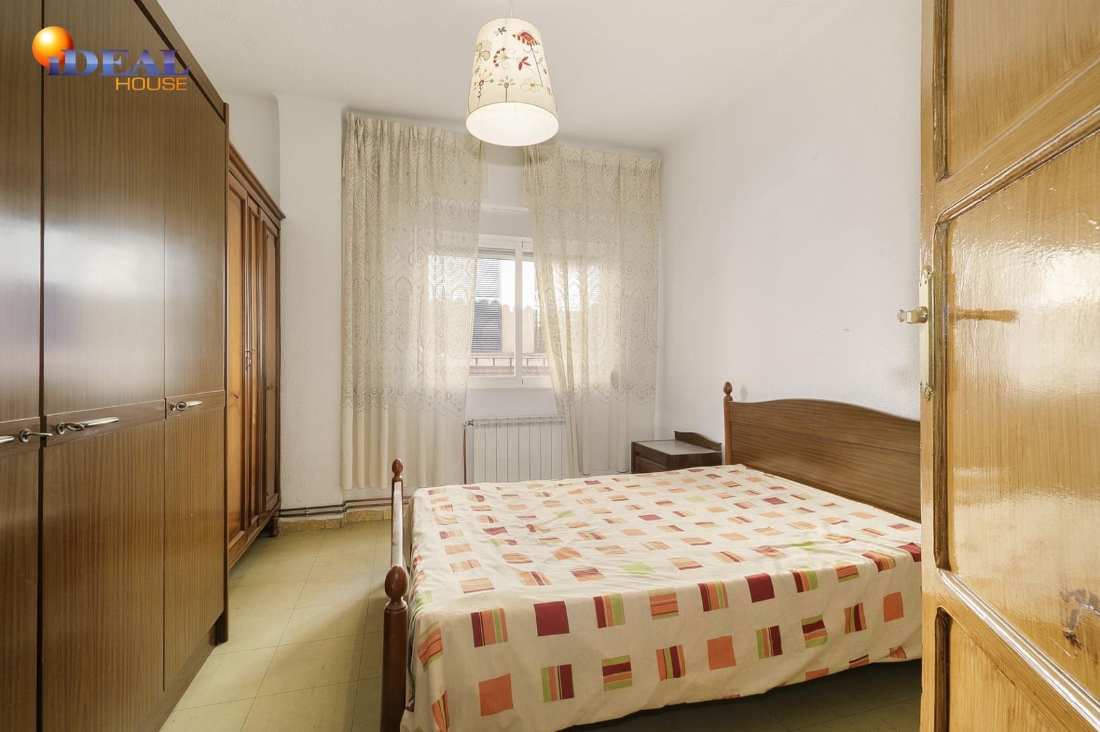 3 soveværelse Lejlighed til salg i Granada by - € 165.000 (Ref: 9591199)