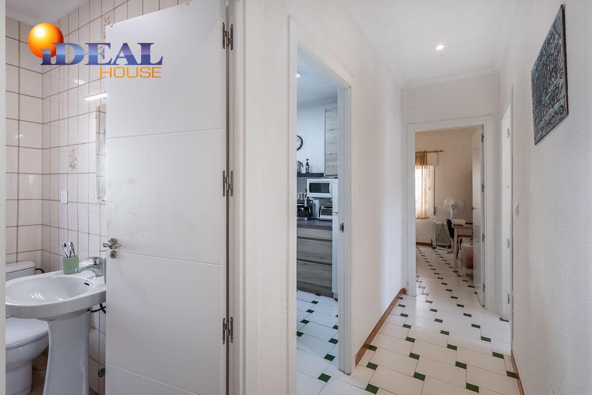 3 Zimmer Wohnung zu verkaufen in Granada Stadt - 195.000 € (Ref: 9591200)