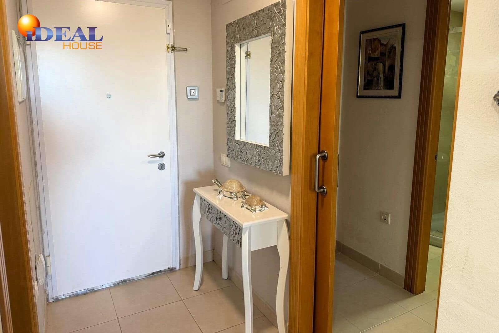 2 bedroom Flat for sale in Roquetas de Mar with pool - € 195,000 (Ref: 9591201)