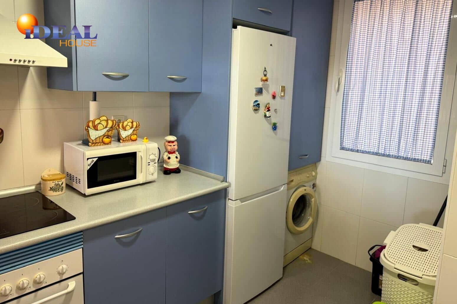 2 bedroom Flat for sale in Roquetas de Mar with pool - € 195,000 (Ref: 9591201)