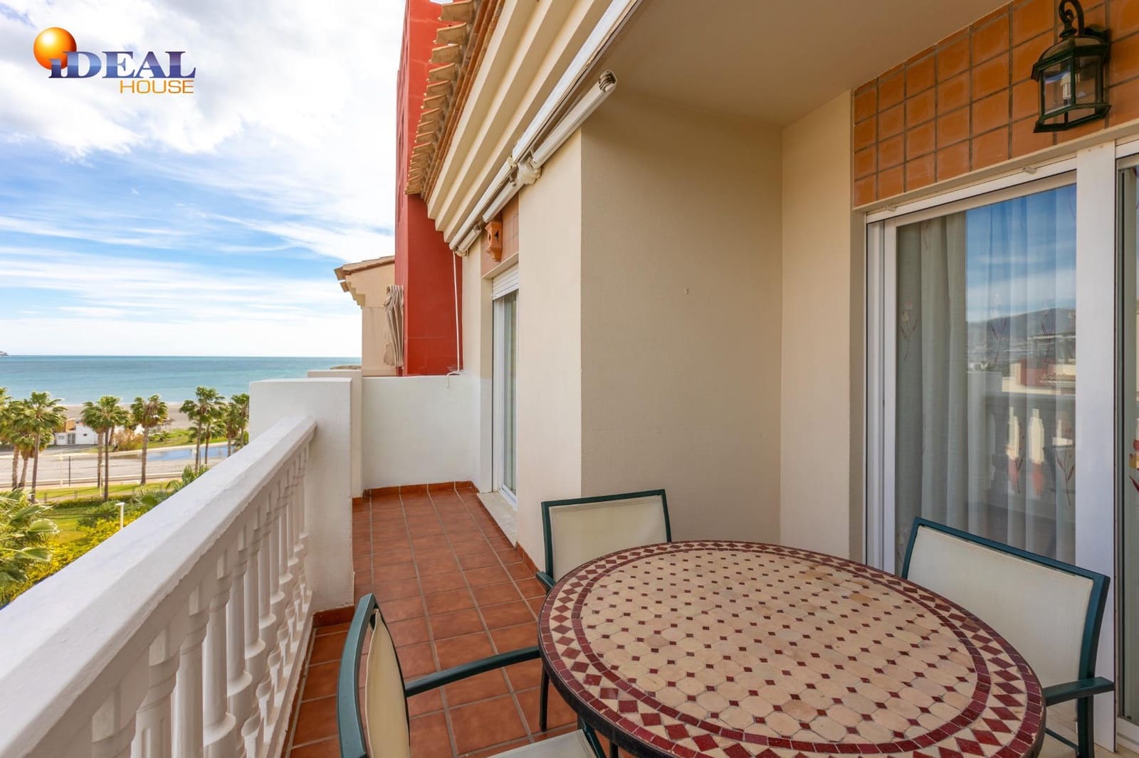 2 bedroom Penthouse for sale in Motril with pool garage - € 367,000 (Ref: 9591202)