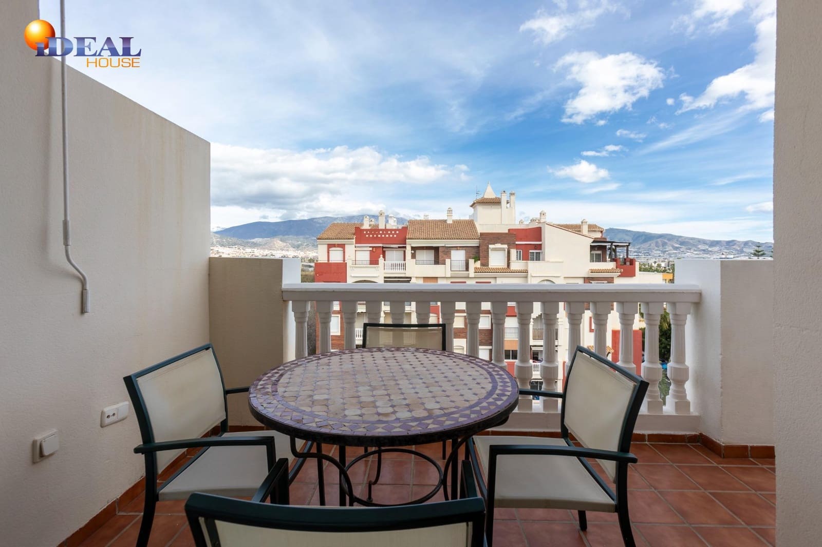 2 bedroom Penthouse for sale in Motril with pool garage - € 367,000 (Ref: 9591202)