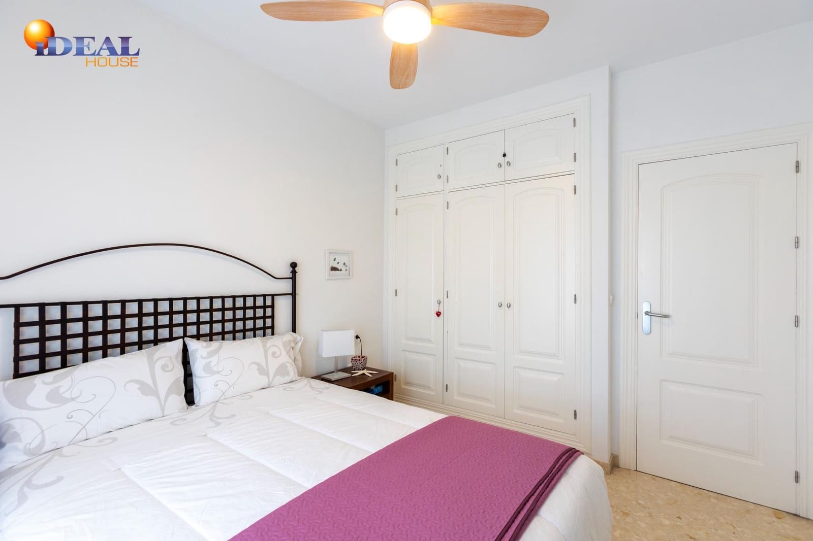 2 bedroom Penthouse for sale in Motril with pool garage - € 367,000 (Ref: 9591202)