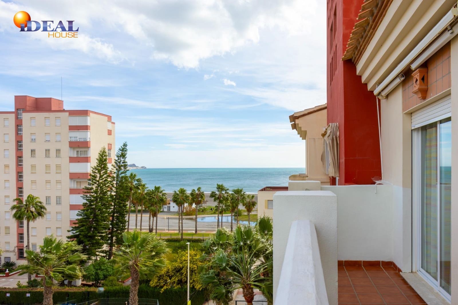 2 bedroom Penthouse for sale in Motril with pool garage - € 367,000 (Ref: 9591202)