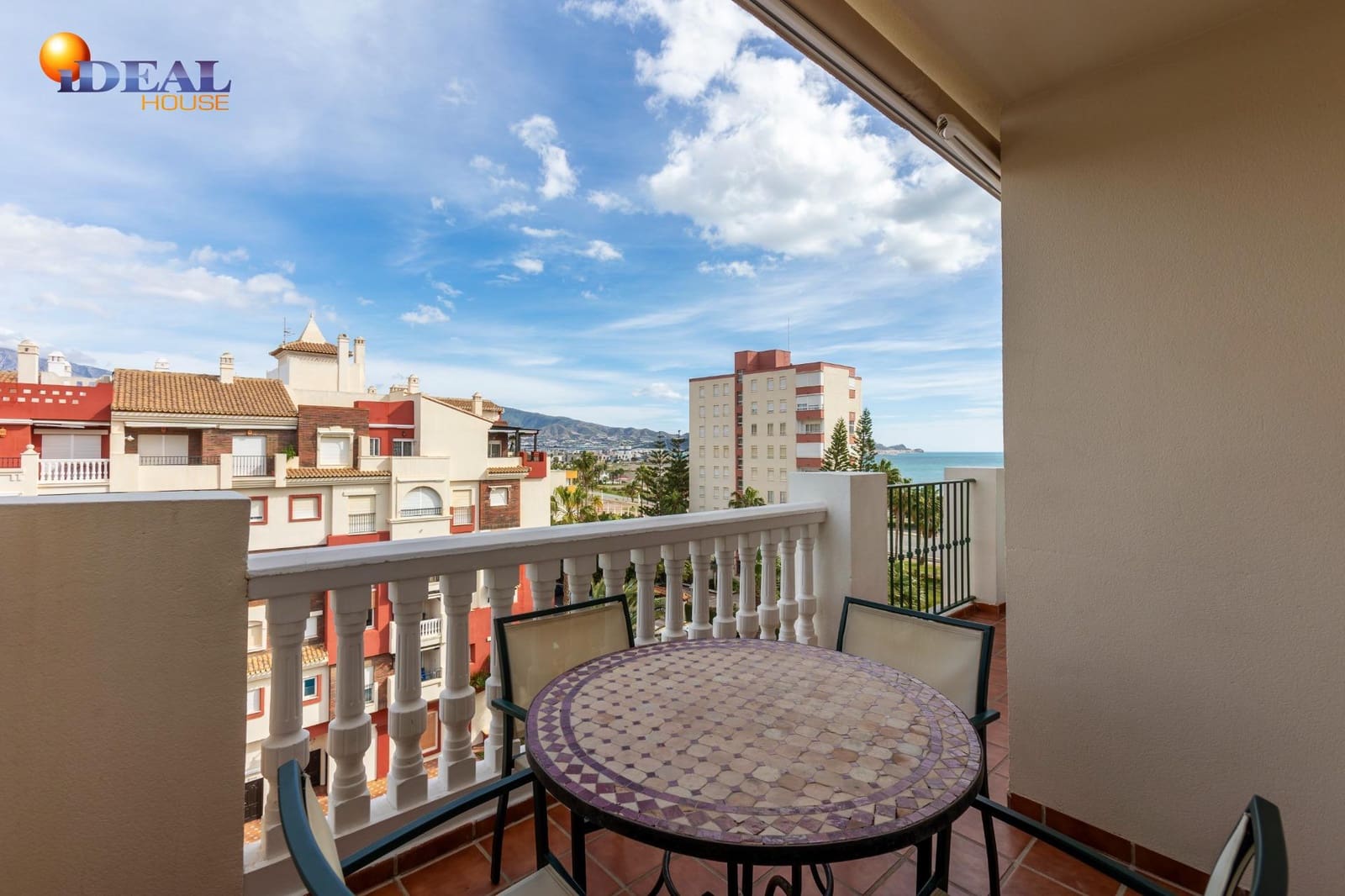 2 bedroom Penthouse for sale in Motril with pool garage - € 367,000 (Ref: 9591202)