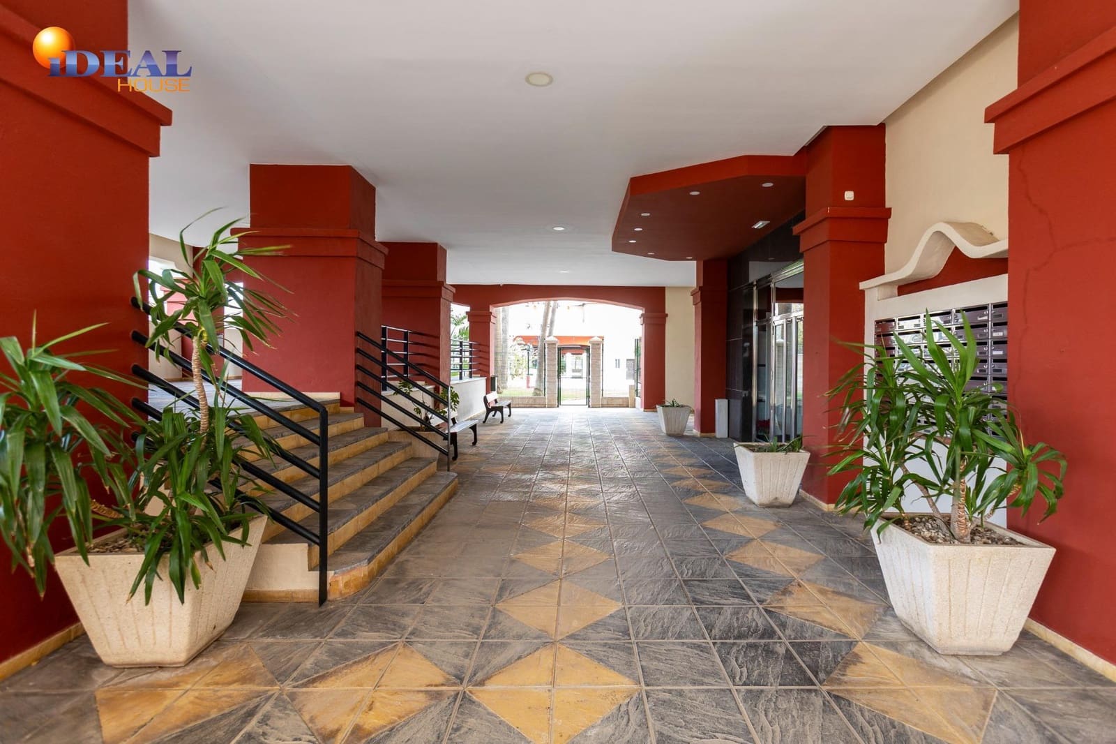 2 bedroom Penthouse for sale in Motril with pool garage - € 367,000 (Ref: 9591202)