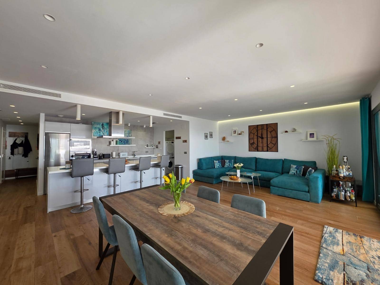 2 slaapkamer Strandappartement te koop in La Alcaidesa met zwembad garage - € 725.000 (Ref: 10094959)