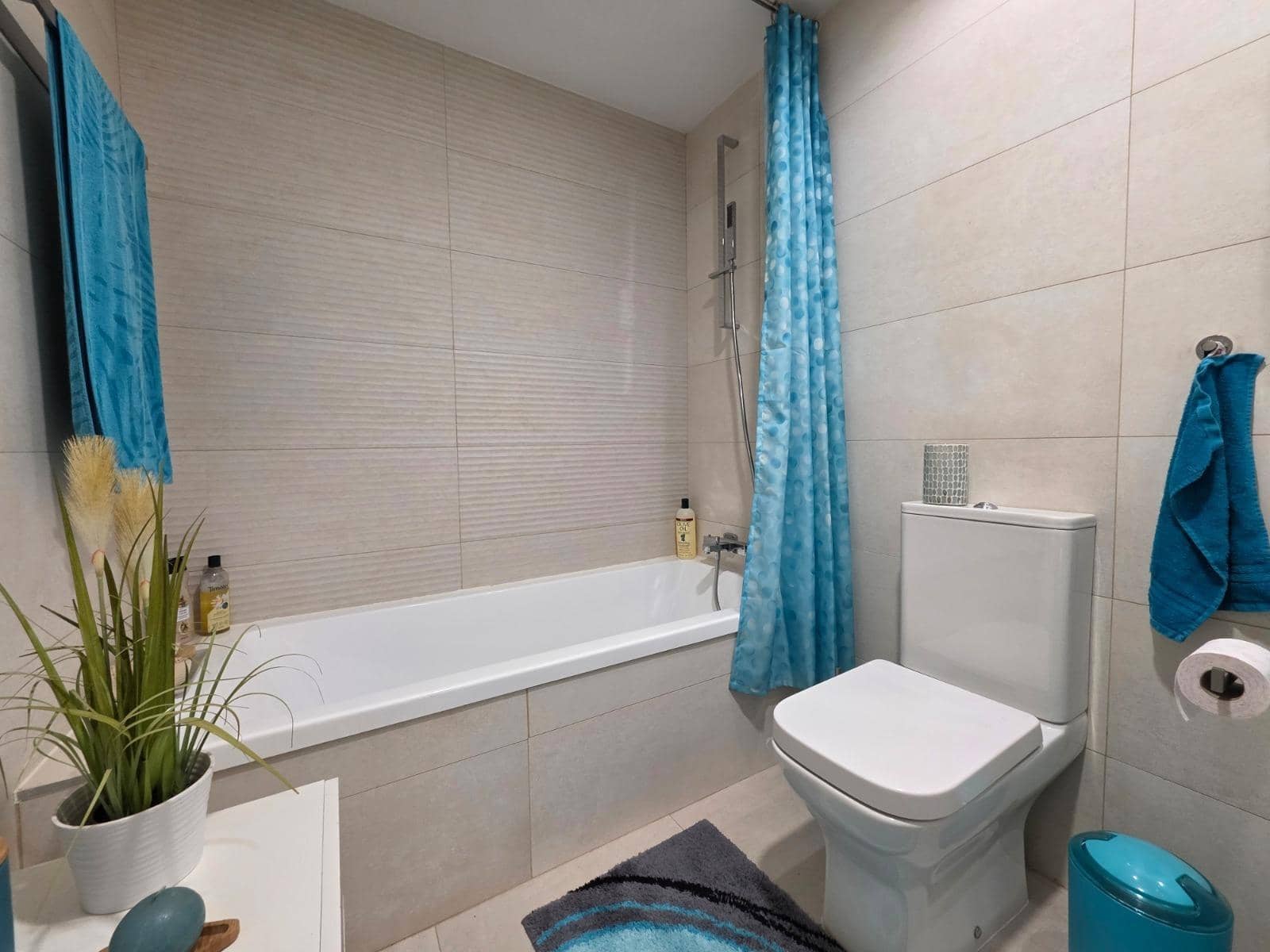 2 slaapkamer Strandappartement te koop in La Alcaidesa met zwembad garage - € 725.000 (Ref: 10094959)