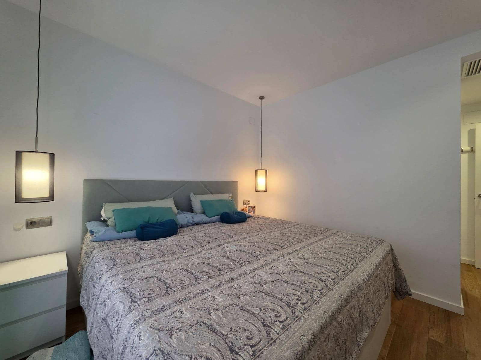 2 slaapkamer Strandappartement te koop in La Alcaidesa met zwembad garage - € 725.000 (Ref: 10094959)