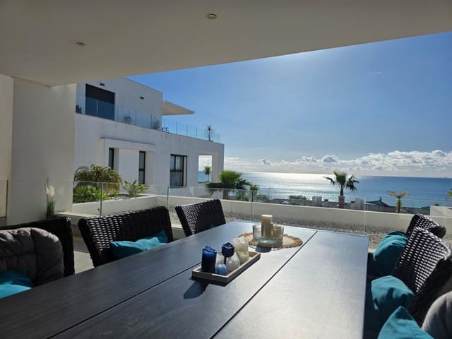 2 quarto Apartamento de Praia para venda em La Alcaidesa com piscina garagem - 725 000 € (Ref: 10094959)
