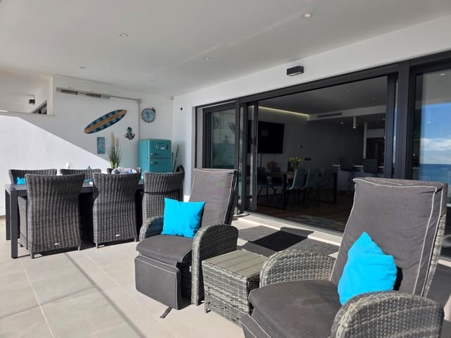 2 quarto Apartamento de Praia para venda em La Alcaidesa com piscina garagem - 725 000 € (Ref: 10094959)