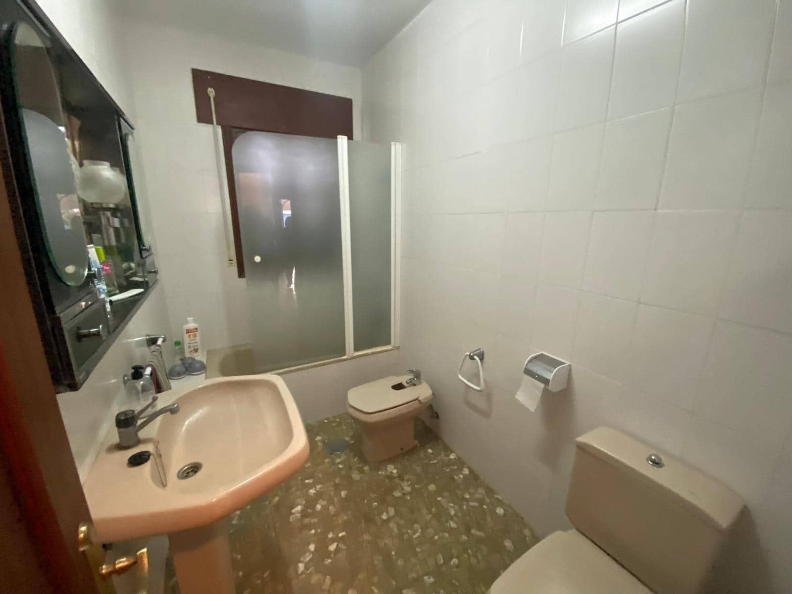 3 bedroom Villa for sale in La Linea de la Concepcion with pool garage - € 390,000 (Ref: 10120303)