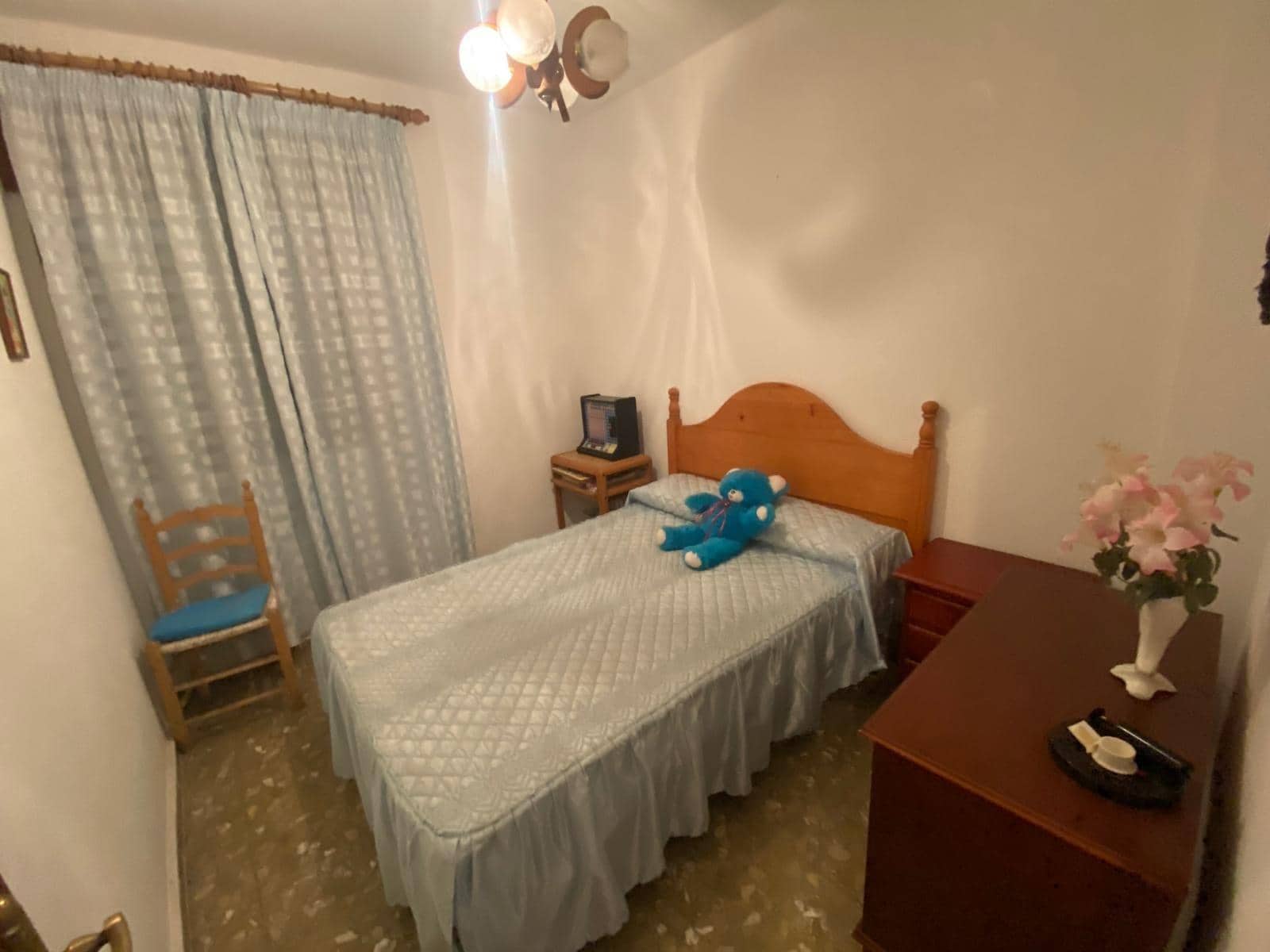 3 bedroom Villa for sale in La Linea de la Concepcion with pool garage - € 390,000 (Ref: 10120303)