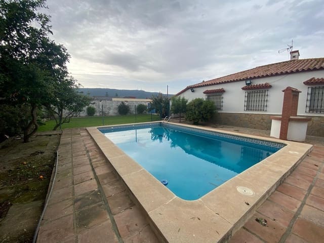 3 bedroom Villa for sale in El Zabal - Santa Margarita, La Línea de la Concepción with pool garage - € 390,000 (Ref: 10120303)
