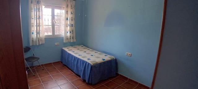 6 makuuhuone Huvila myytävänä paikassa Algeciras mukana 
autotalli - 465 000 € (Ref: 10120393)