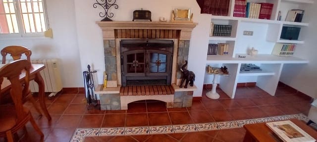 6 makuuhuone Huvila myytävänä paikassa Algeciras mukana 
autotalli - 465 000 € (Ref: 10120393)